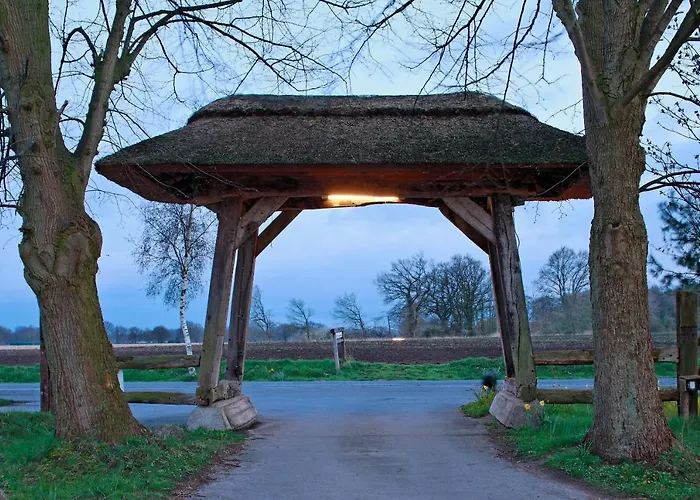 Hof Oberlethe 호텔 *